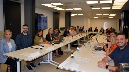 El Ayuntamiento se reúne con las industrias para presentarles el programa Sestao Ind>>Hartu