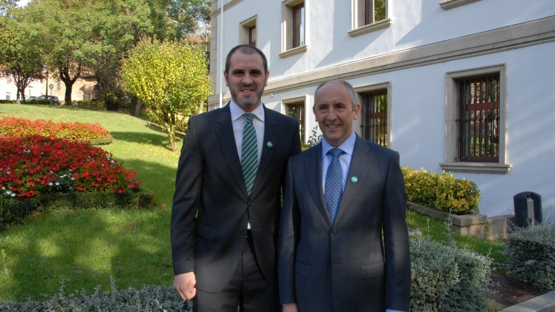 Josu Erkoreka junto a Josu Bergara en Sestao