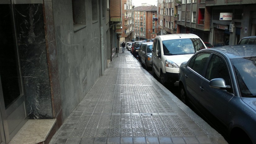 Sestao aplicará un tratamiento antideslizante en varias aceras de Kueto para evitar resbalones