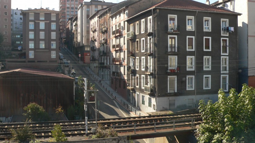 Alumnos de la Universidad de Deusto aportarán ideas para la regeneración urbana de La Iberia