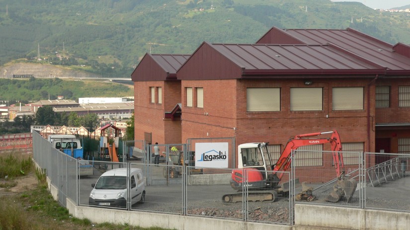 Los colegios públicos de Sestao recibirán 220.000 euros de inversión este verano