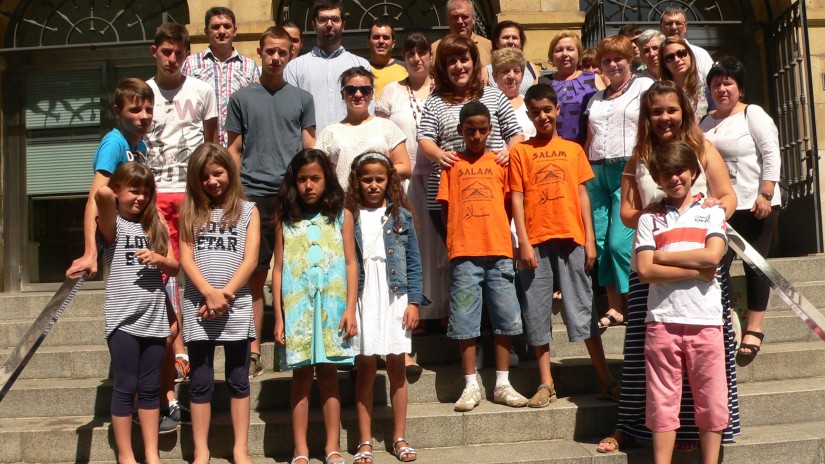El Ayuntamiento recibe a los niños y niñas del Sáhara y de Chernobil