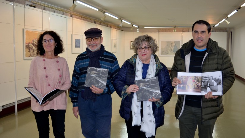 Una exposición resume los 40 años de trayectoria artística de la profesora María Jesús Cueto