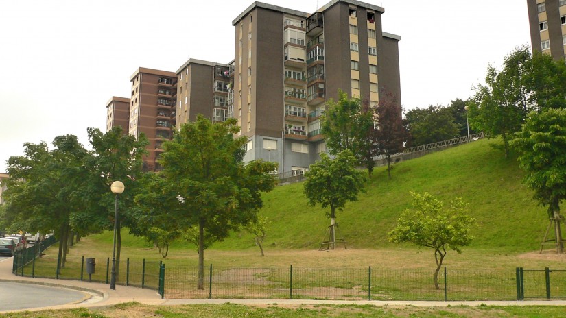 El Ayuntamiento destinará 34.400 euros a reforzar la iluminación en los txakurgunes