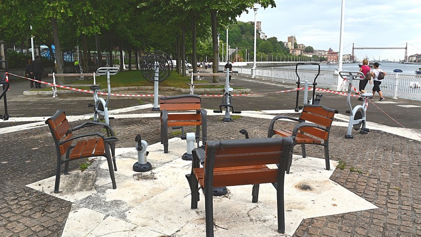 El Ayuntamiento renueva el parque biosaludable del Paseo de La Benedicta