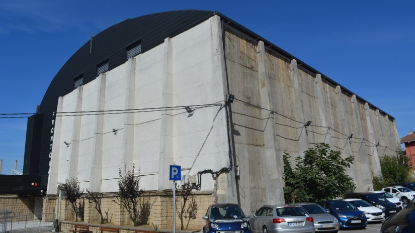 El Ayuntamiento ha adjudicado las obras del Frontón Municipal de Las Llanas, que darán comienzo en noviembre