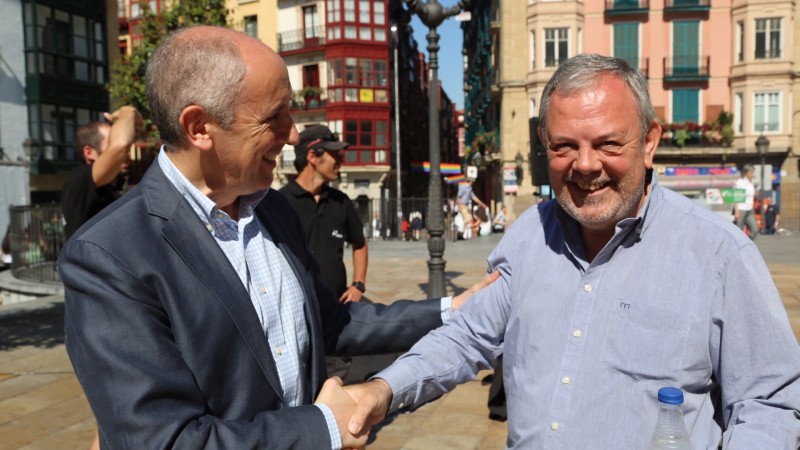 Pedro Azpiazu - Colaboración interinstitucional Pedro Azpiazu - Colaboración interinstitucional