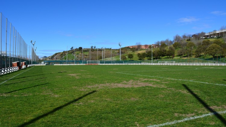 El Ayuntamiento vuelve a sacar a licitación la reforma de los campos de fútbol de Galindo tras quedar desierto el primer proceso